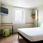 Hotel Ibis Budget Paris Porte De Bercy