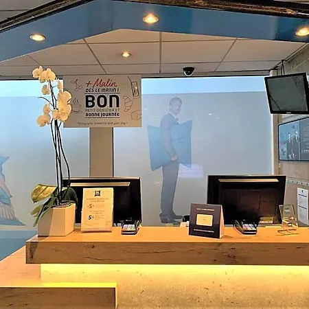 巴黎博泰赛宜必思快捷酒店 酒店 2*