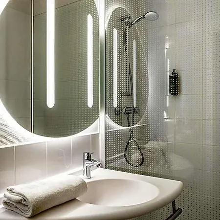 Hotel Ibis Budget Paris Porte De Bercy