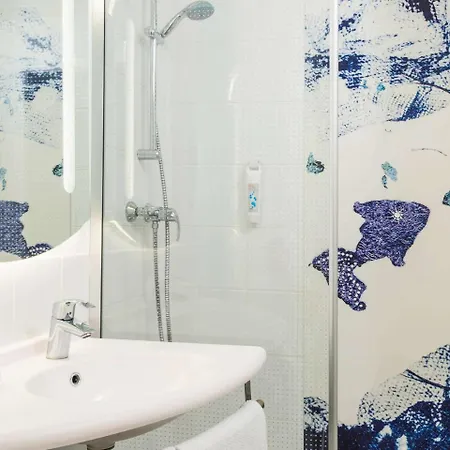 Hotel Ibis Budget Paris Porte De Bercy