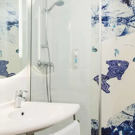 Hotel Ibis Budget Paris Porte De Bercy