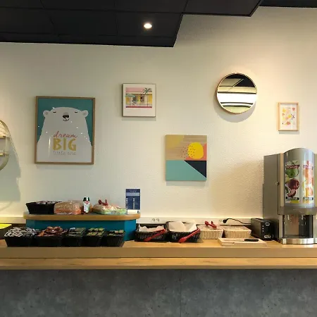 巴黎博泰赛宜必思快捷酒店 酒店 2*