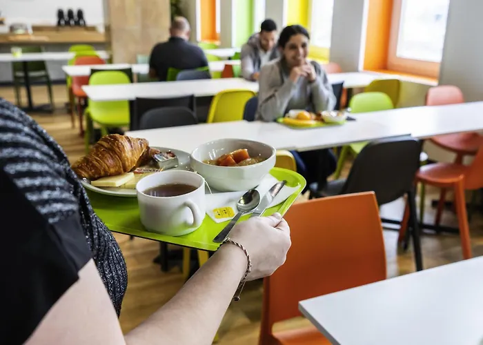 Hotel Ibis Budget Paris Porte De Bercy Charenton-le-Pont